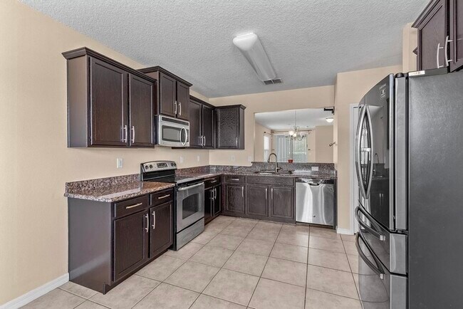 Building Photo - 7806 Tanbier Dr