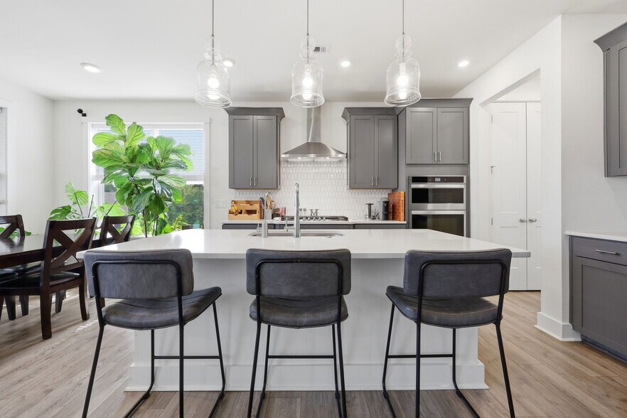 Building Photo - 1112 Basalt Ct