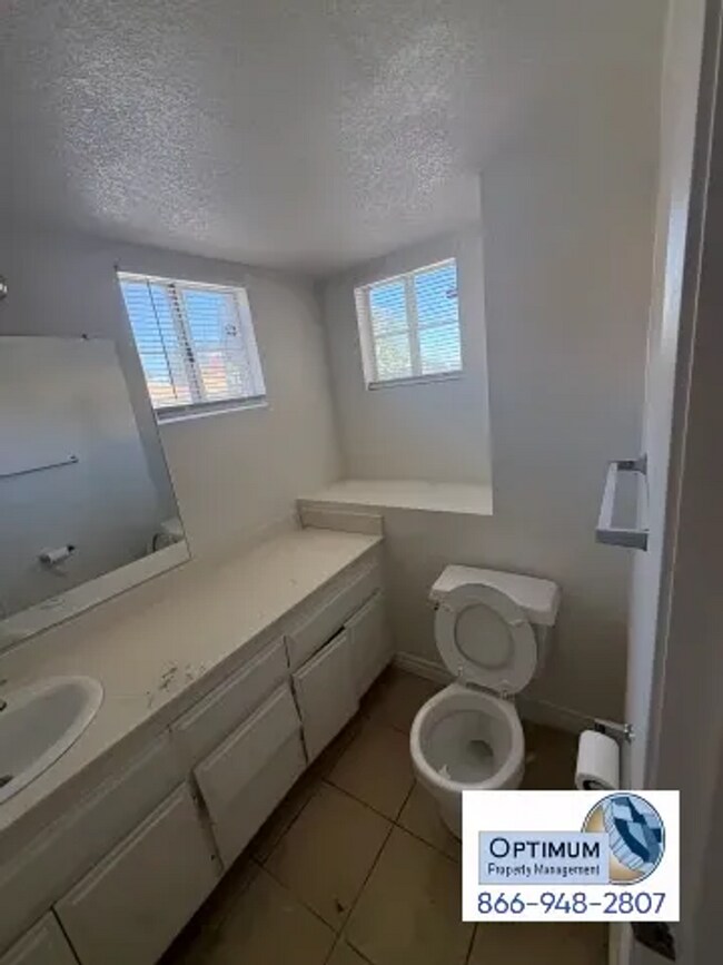 Building Photo - Charming 3-bedroom, 2-bathroom two-story home