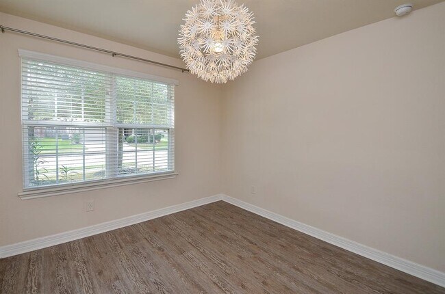 Building Photo - 9996 Boulder Bend Ln