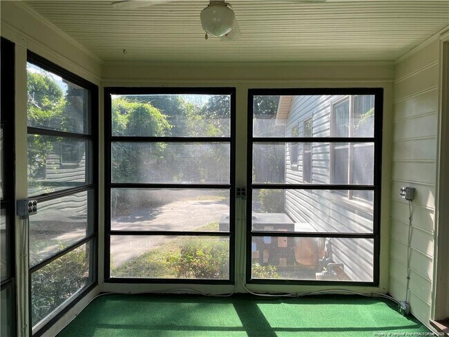 Building Photo - 109 N Magnolia St