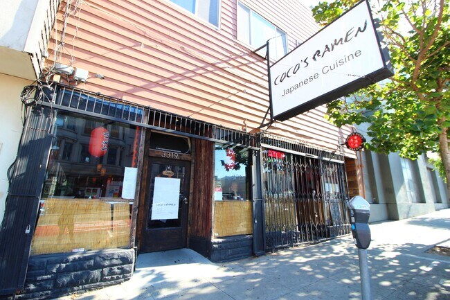 Building Photo - Bernal/Mission/Noe: Updated Flat w/ Shared...