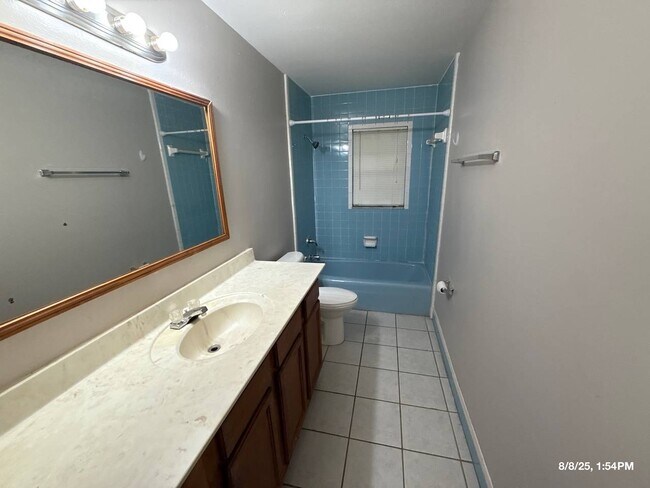 Building Photo - 4058 Minoso St