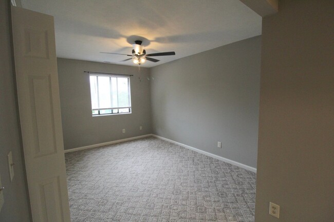 Building Photo - 3 bedroom condo for rent with great sunris...