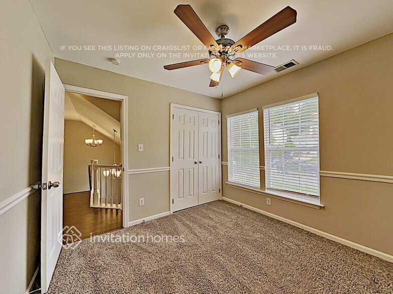 Building Photo - 15014 Ashlight Dr