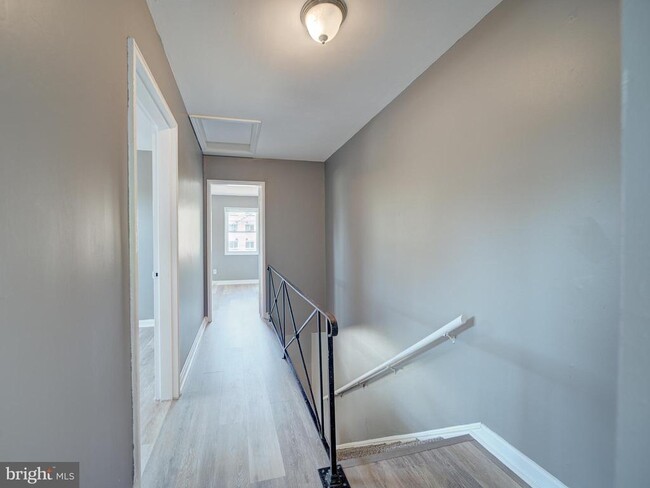 Building Photo - 2611 Keating St