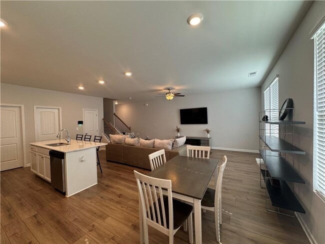 Building Photo - Beautiful Townhome Located at The Borough ...