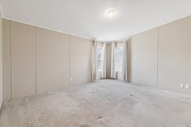 Building Photo - 2774 N Panorama Dr