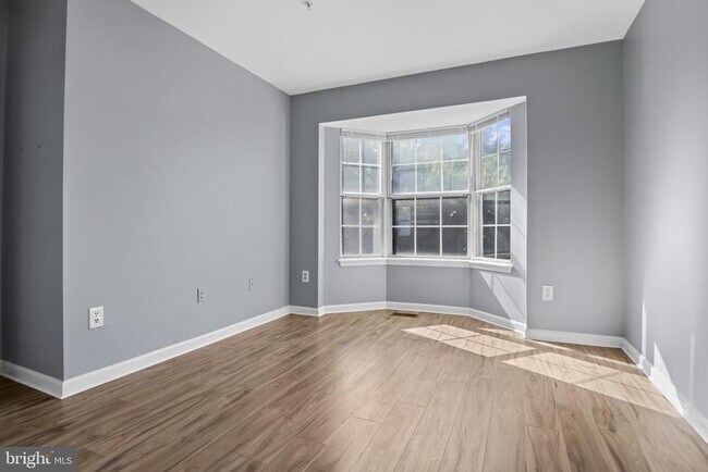 Building Photo - 11420 Hermosa Dr