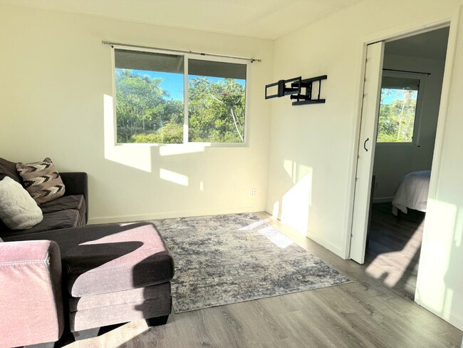 Building Photo - "Fully Furnished 1bd / 1ba in HPP Keaau, HI – Your Perfect Island Retreat!"