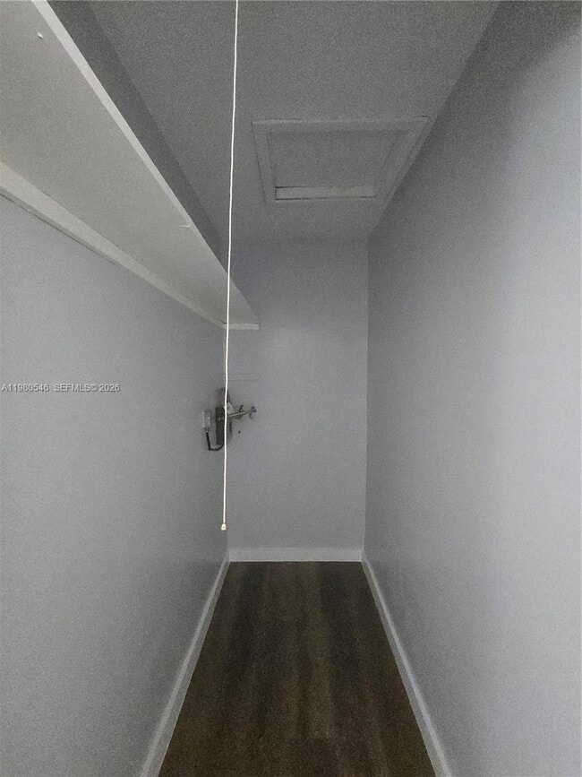 Building Photo - 4095 N Andrews Ave