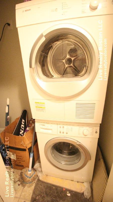 Building Photo - 141 Brighton Ave