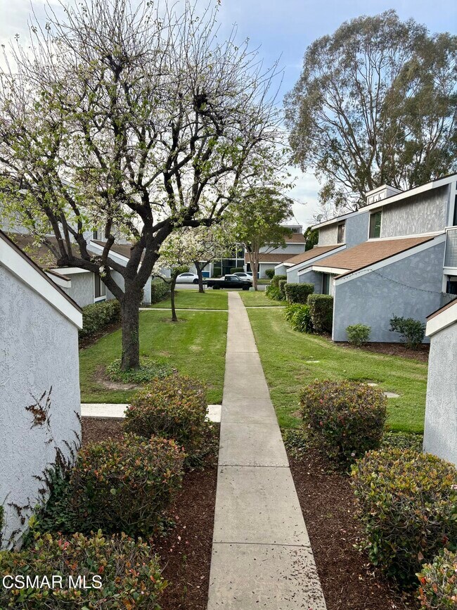 Building Photo - 5144 Longfellow Way