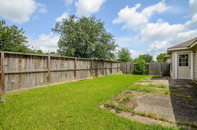 Building Photo - 11711 Wainscot Ct