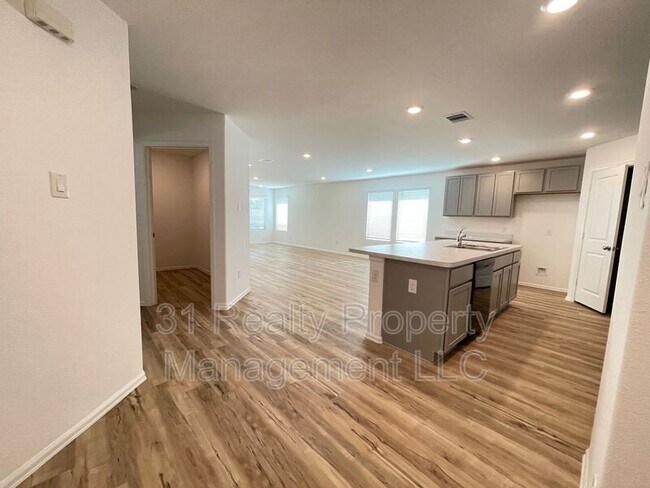 Building Photo - 3219 Aster Mdw Wy