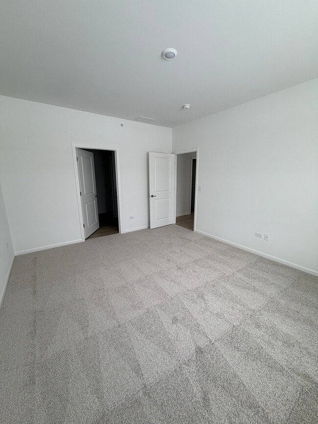 Building Photo - 12240 Barcroft Cir