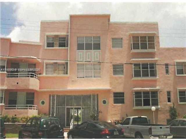 Building Photo - 6881 Bay Dr