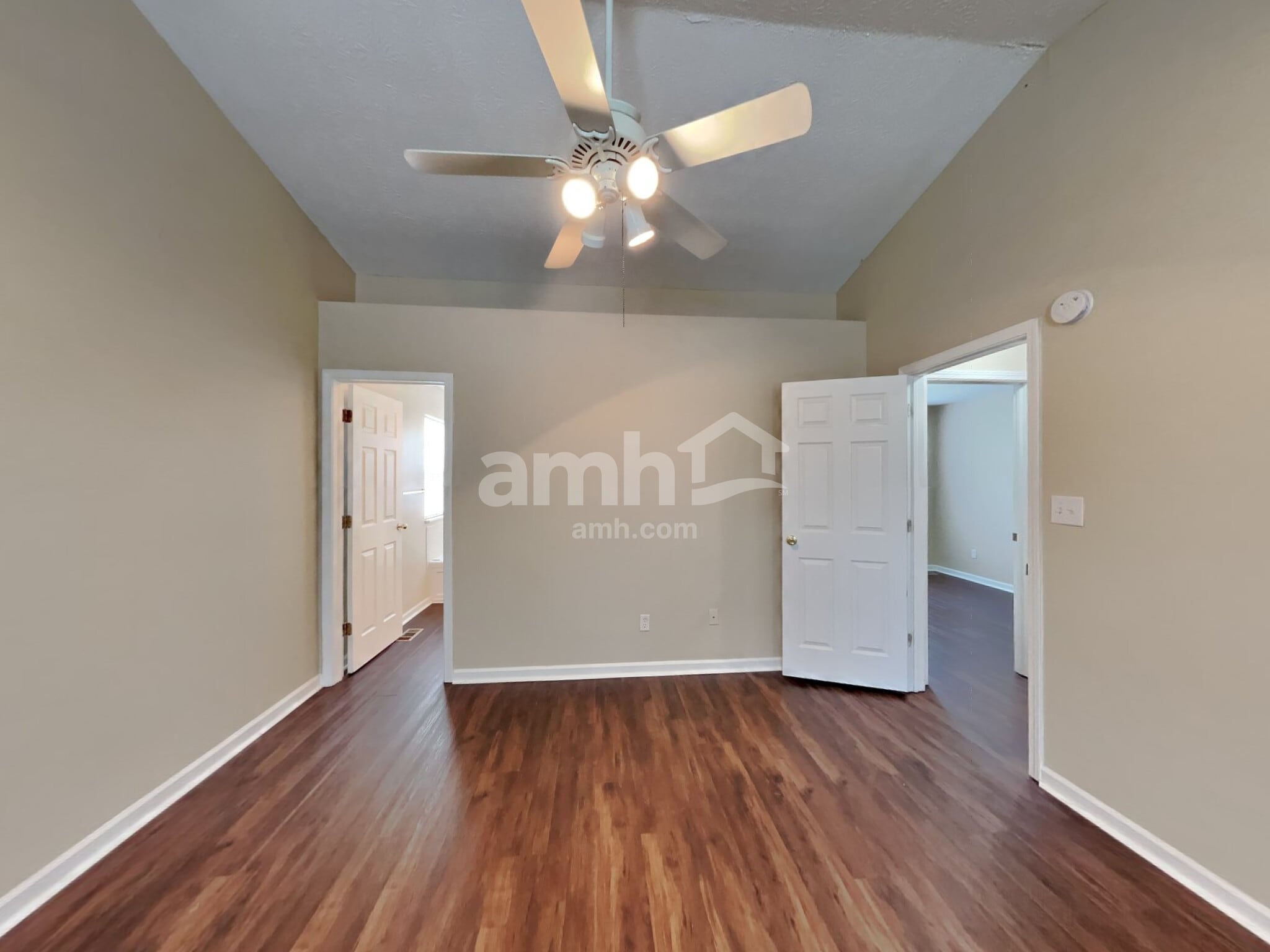 Building Photo - 7799 Cobblesprings Dr