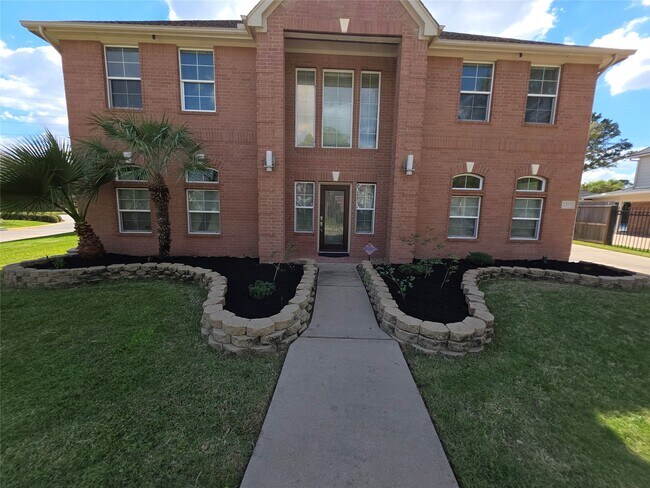 Building Photo - 20615 Gable Ridge Dr