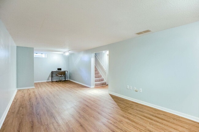 Building Photo - 3020 Maryland Ave S