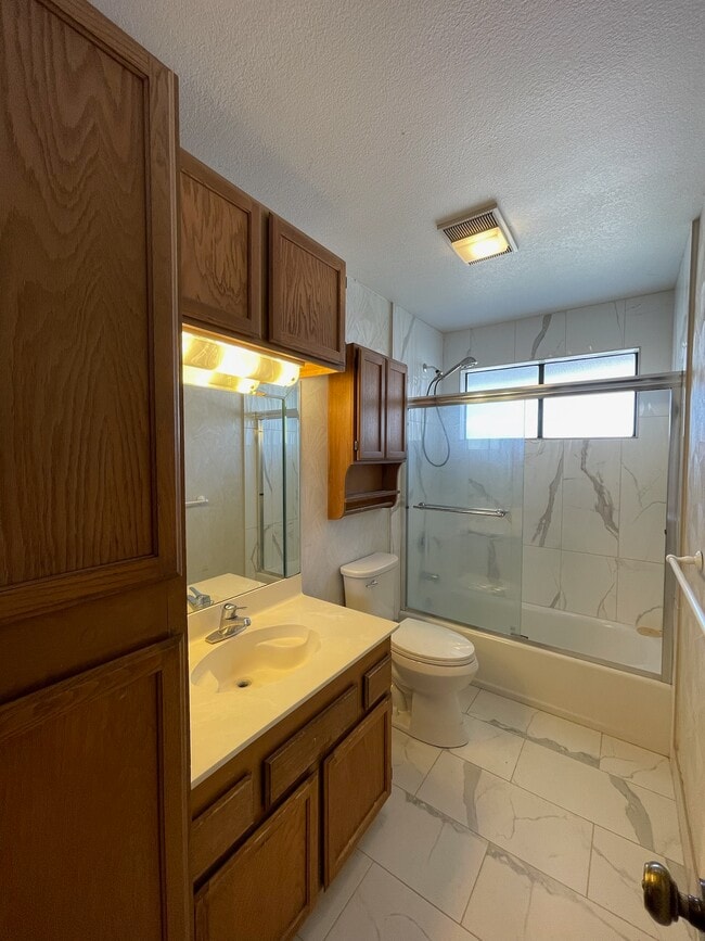 Building Photo - 106 Iliwai Loop