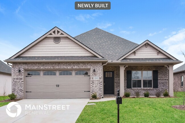 Primary Photo - 14668 Greenleaf Dr