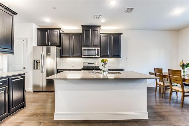 Building Photo - 982 Mikaela Dr