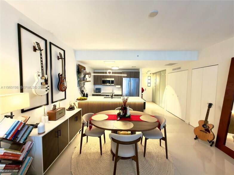 Building Photo - 488 NE 18th St