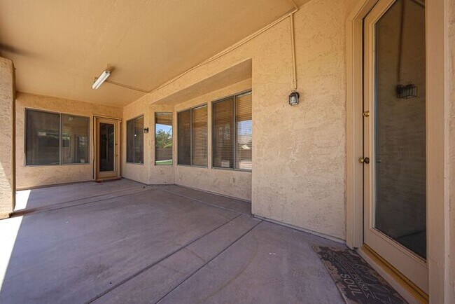 Building Photo - Now Available in Chandler! Spacious 4 Bedroom Home in Carino Estates!