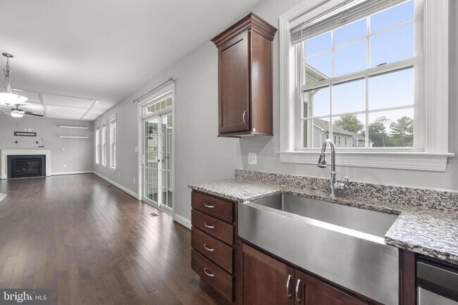 Building Photo - 945 Kayley Dr