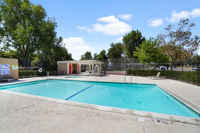 Building Photo - 1766 E Avenida De Las Flores