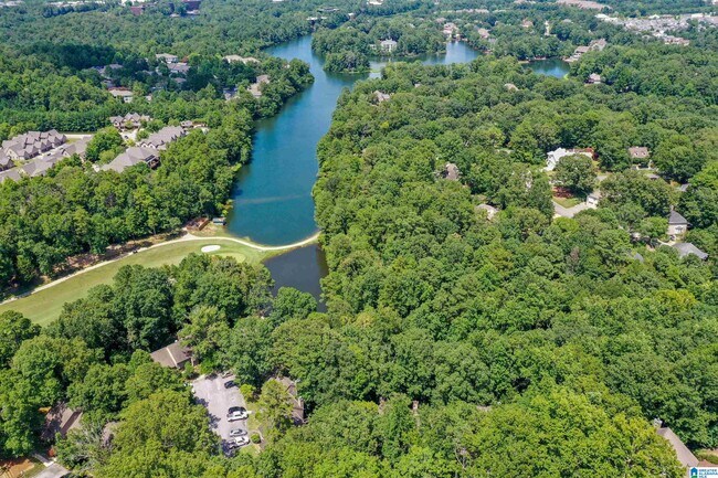 Building Photo - 327 Heath Dr