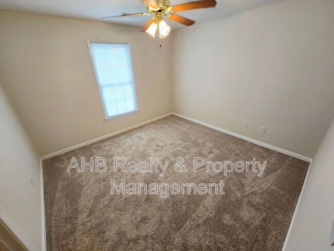 Building Photo - 3263 Alamance Rd