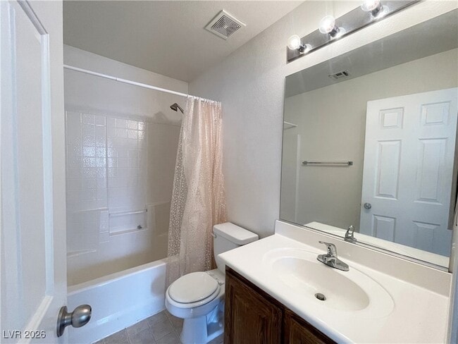 Building Photo - 990 Cantabria Heights Ave