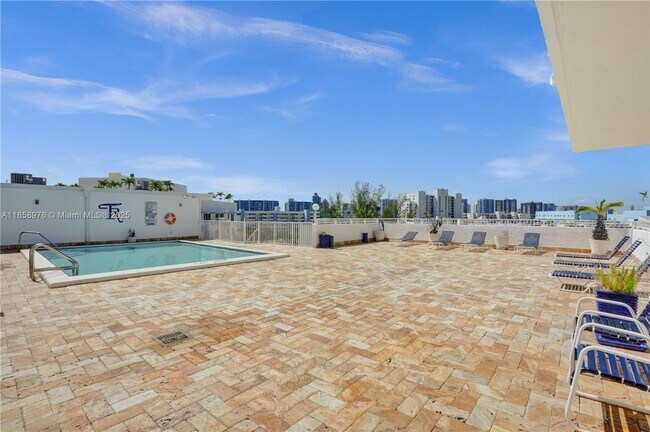 Building Photo - 17800 Atlantic Blvd