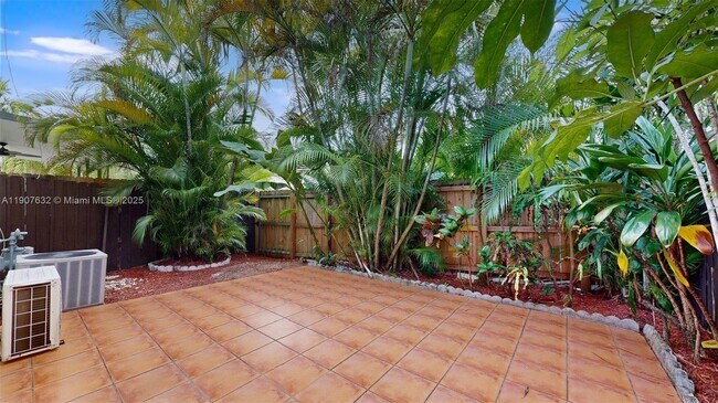 Building Photo - 11339 SW 71st St