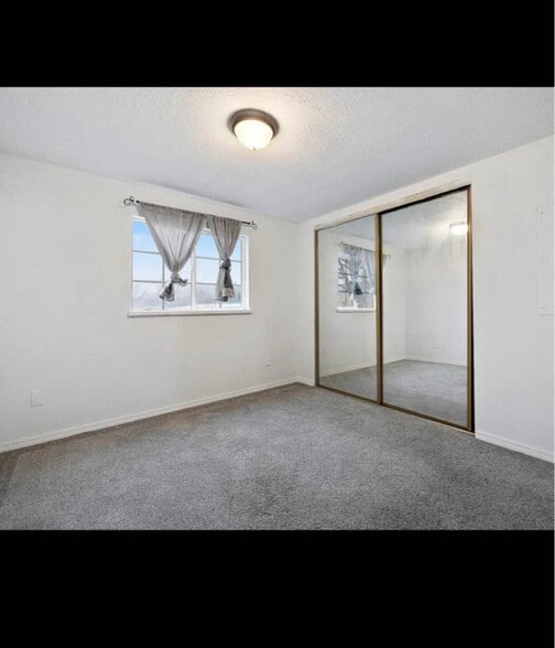 Building Photo - 332 Buckwheat Ct