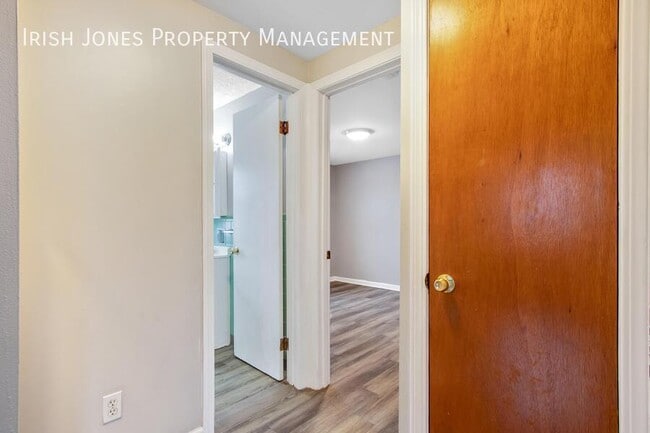 Building Photo - 880 Millersport Hwy