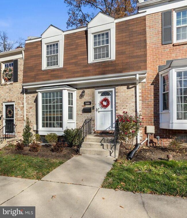 Building Photo - 1606 Angus Ct