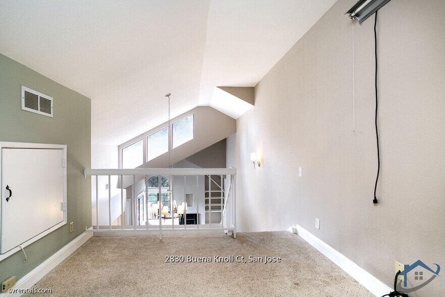 Building Photo - 2830 Buena Knoll Ct