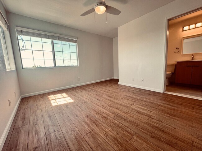 Building Photo - ** Spring Special** Beautifully Upgraded 2 Bedroom Apartment For Rent!