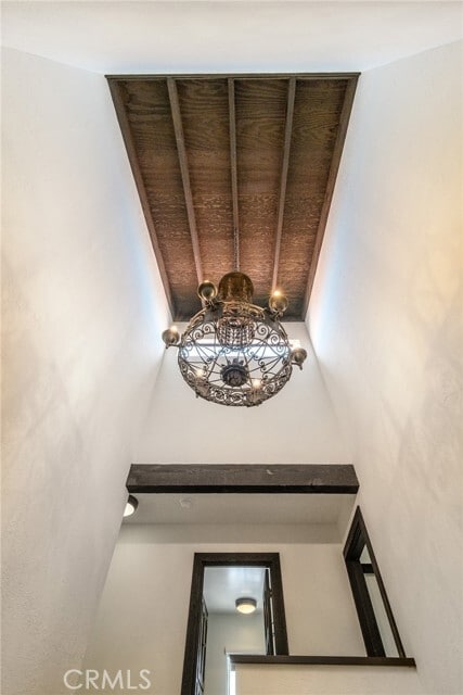 Building Photo - 313 Diamond