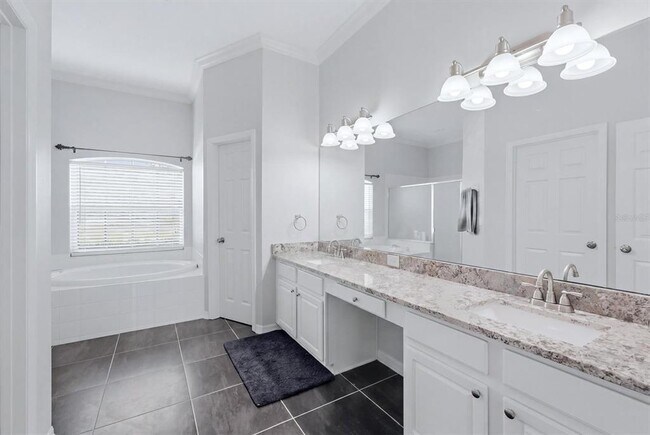 Building Photo - 4617 Egmont Dr