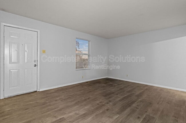 Building Photo - 4320 Rickey Dr