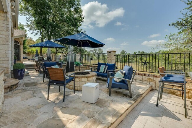 Building Photo - 12727 Cloud Mountain Crossing