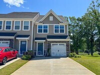 Building Photo - 2 Willowmere Way