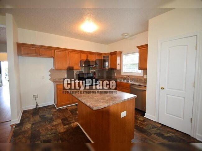 Building Photo - 1750 Buckeye Ct