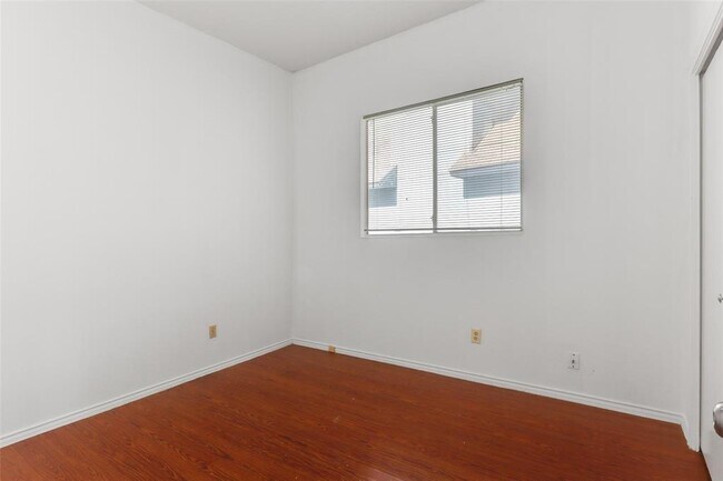 Building Photo - 12606 Hunters Chase Dr