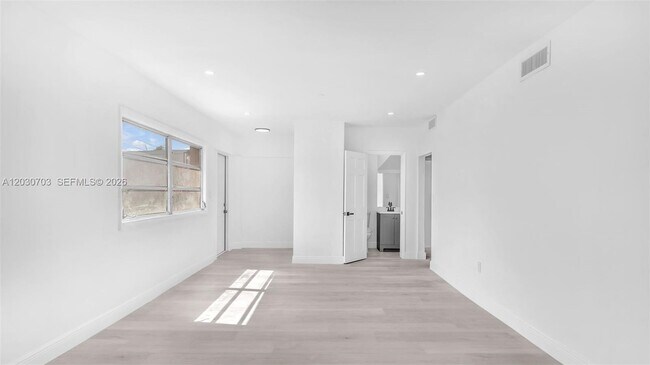 Building Photo - 1365 NW 55th Terrace