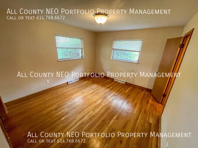 Building Photo - 3054 N Star Rd